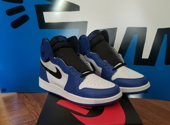 Jordan Other - SOLD SOLD SOLD Air Jordan 1 Retro High Royal